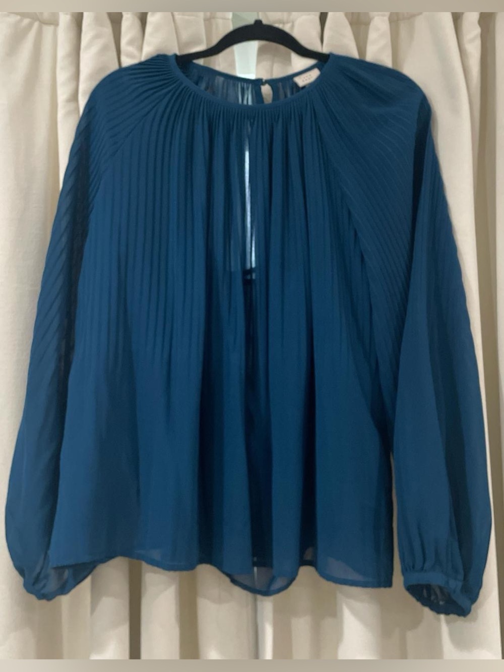 Women's Pleated Long-Sleeve Blouse - Teal